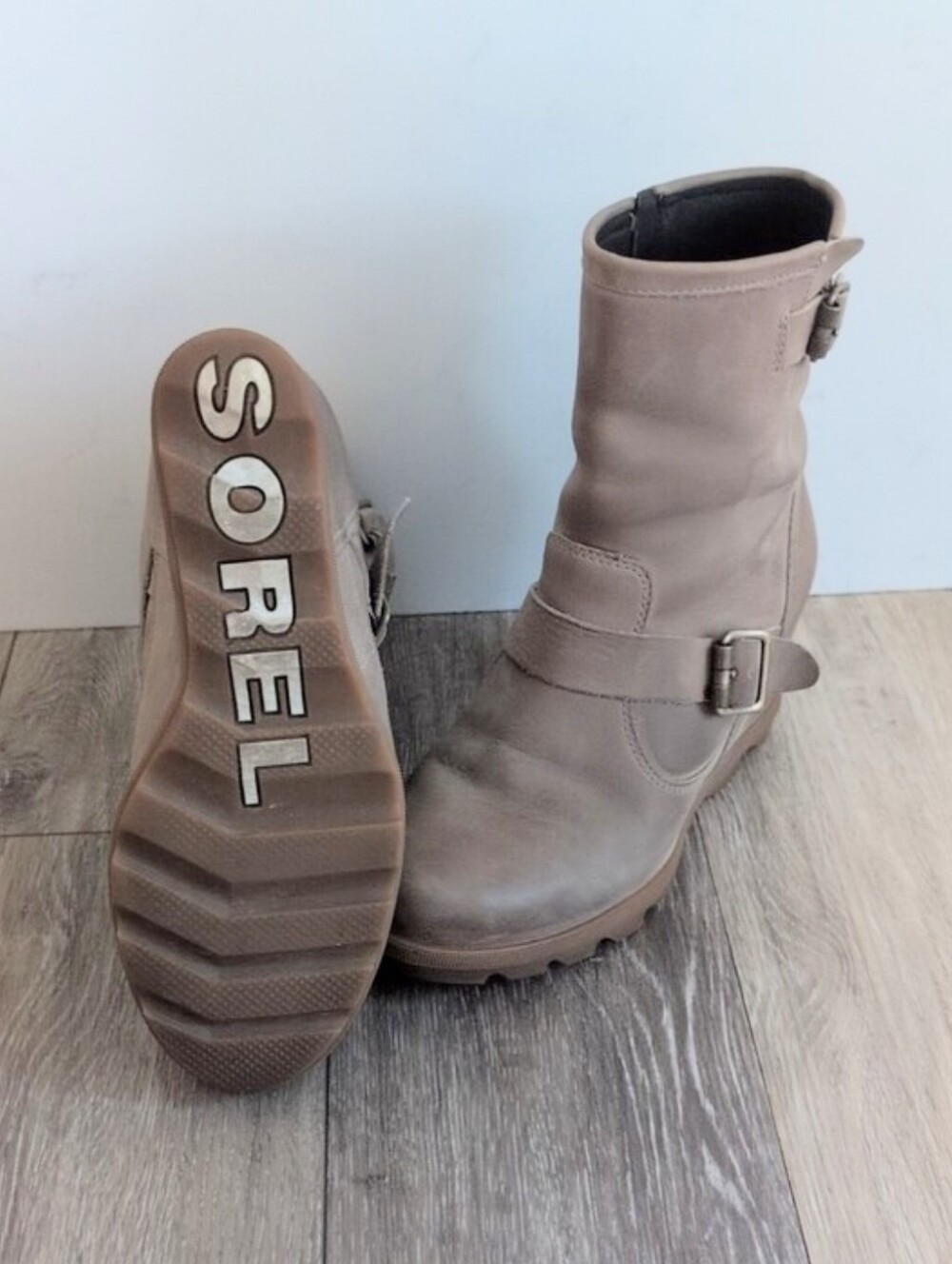 Sorel Brown Taupe Leather Buckle Heeled Mid-Calf Boots